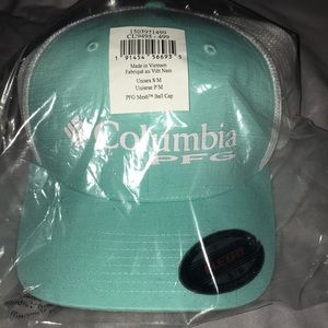 Columbia hat